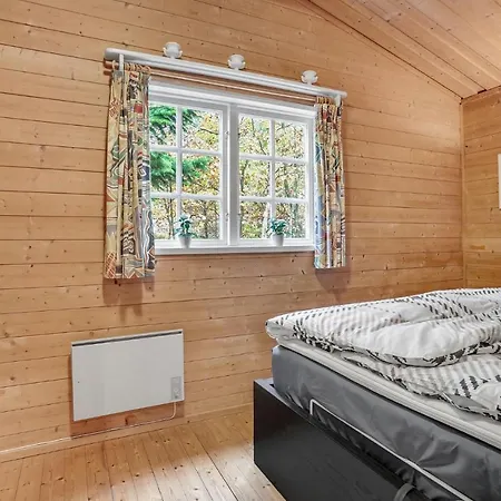 3 Bedroom Cozy In *